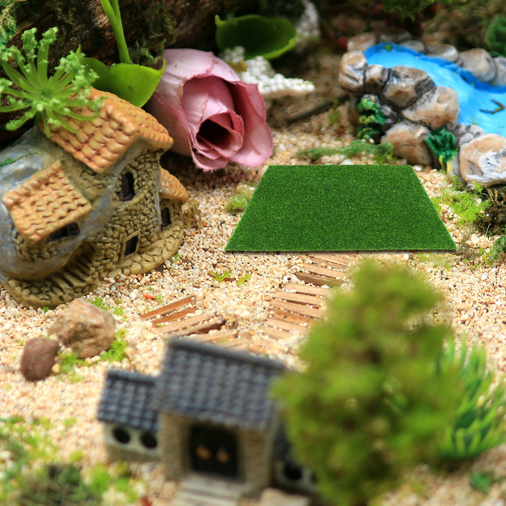 Bonsai Garden Miniature - 16 sztuk realistycznej sztucznej trawy mchu